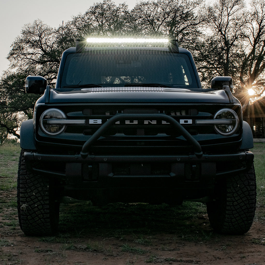 46725-Ford_Bronco_Roof_Rack_Mount_Lifestyle-02.jpg