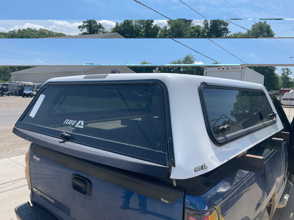 Used Chevy Silverado 2019-2025 6.5' short bed used topper LOCATION: N-4-2 CODE: CL2501