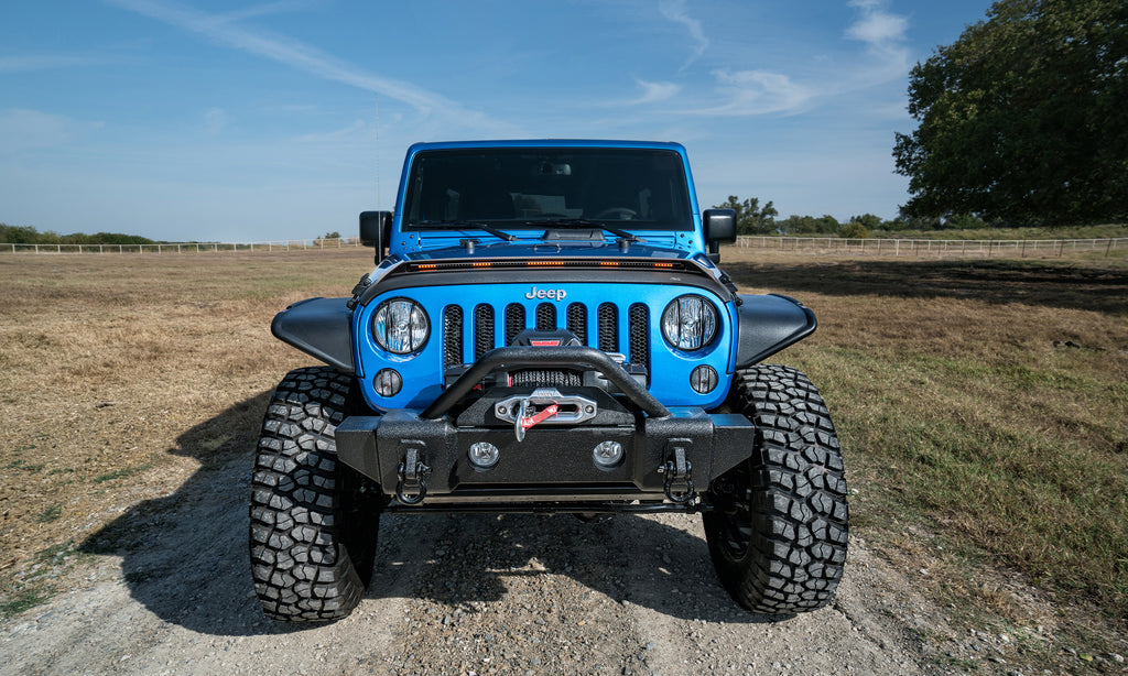 avs_aeroskinlightshieldpro_07-18jkJeepWrangler_mounted_953060.jpg